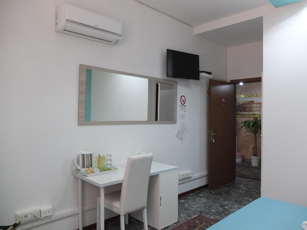 Maxim Rooms Rzym Zewnętrze zdjęcie
