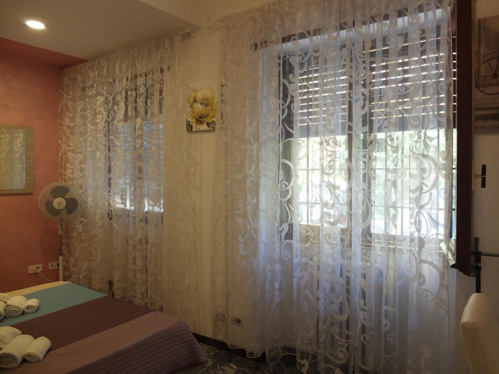 Maxim Rooms Rzym Zewnętrze zdjęcie