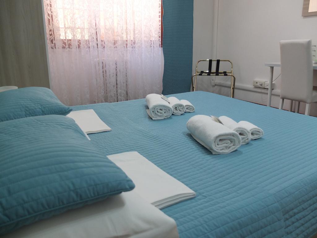 Maxim Rooms Rzym Zewnętrze zdjęcie