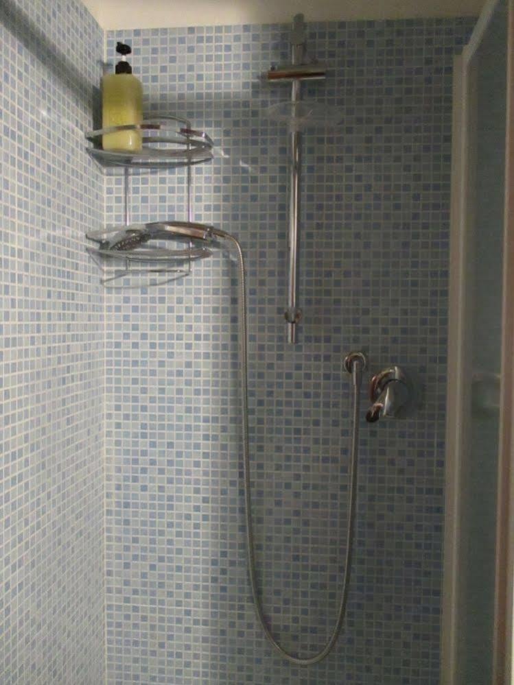 Maxim Rooms Rzym Zewnętrze zdjęcie