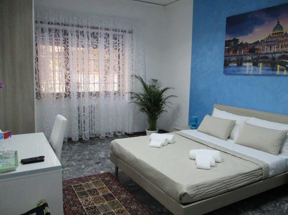 Maxim Rooms Rzym Zewnętrze zdjęcie