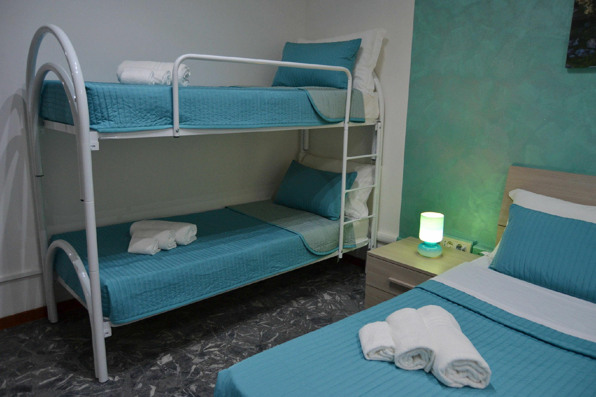 Maxim Rooms Rzym Zewnętrze zdjęcie