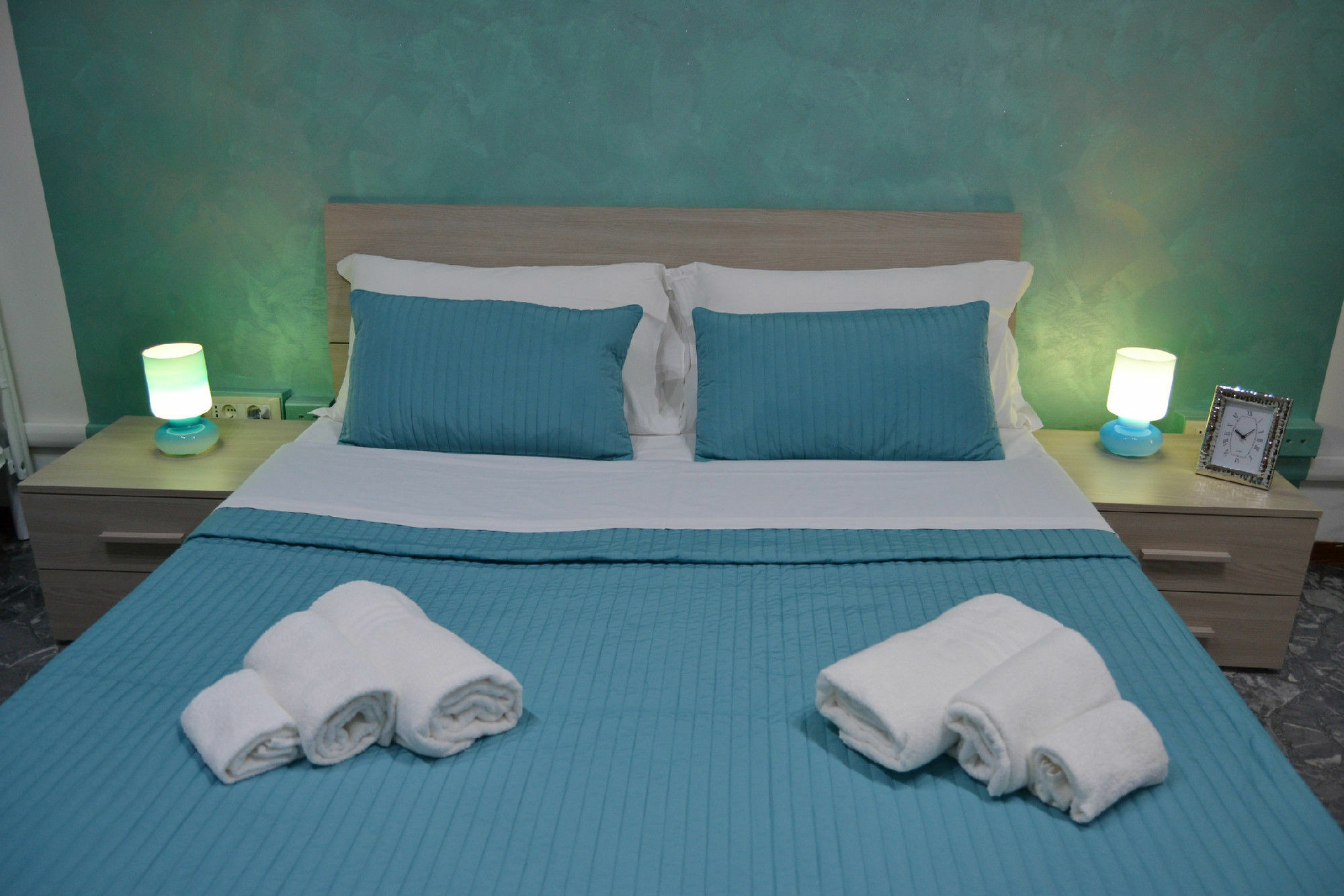 Maxim Rooms Rzym Zewnętrze zdjęcie