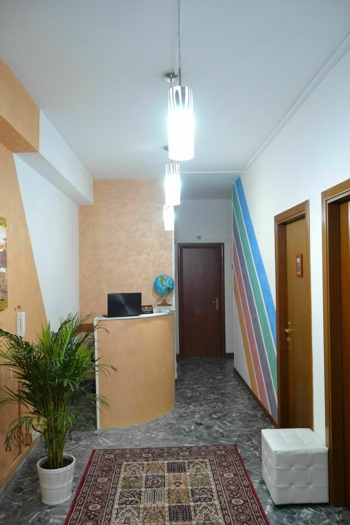 Maxim Rooms Rzym Zewnętrze zdjęcie